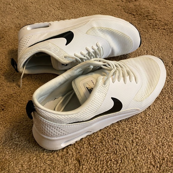 Nike Air Max Thea - Picture 2 of 3